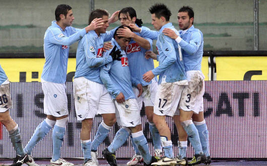 L'esultanza dopo il gol di Lavezzi