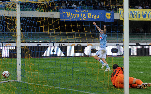 Il gol di Lavezzi
