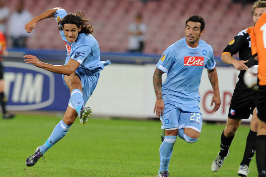 Un tiro di Cavani