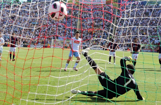 Il gol su rigore di Hamsik