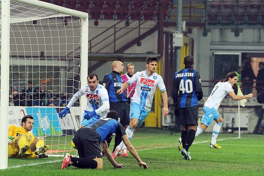 Il gol di Cavani