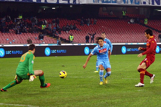 Il primo gol di Cavani