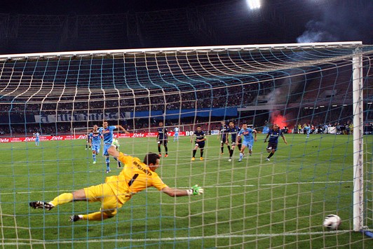 Il 2° gol di Cavani (100° col Napoli)