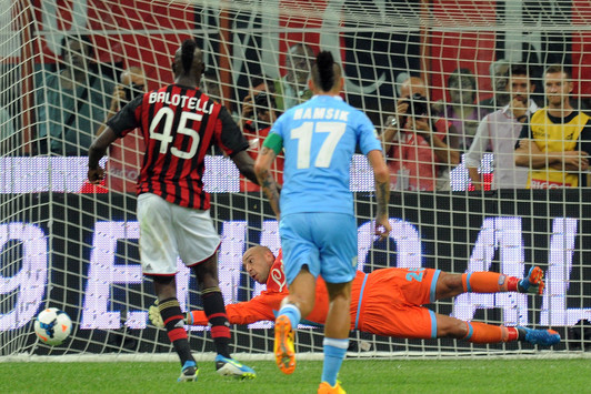 Ilrigore di Balotelli parato da Reina