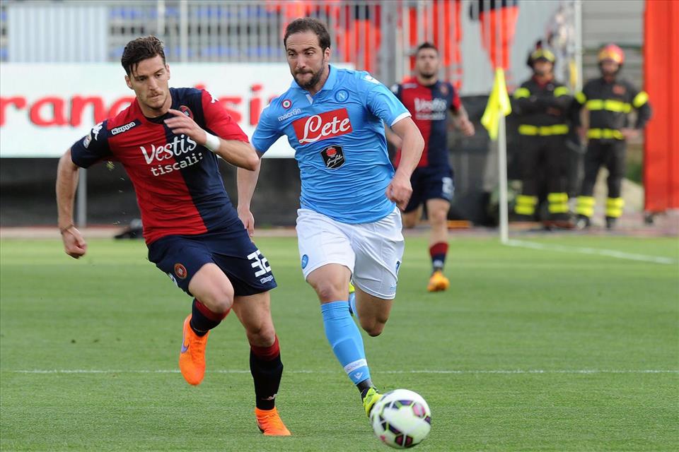 Un'azione di Higuain