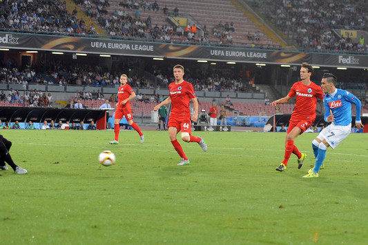 Il 2~{B0~} gol di Mertens del 5-0 finale