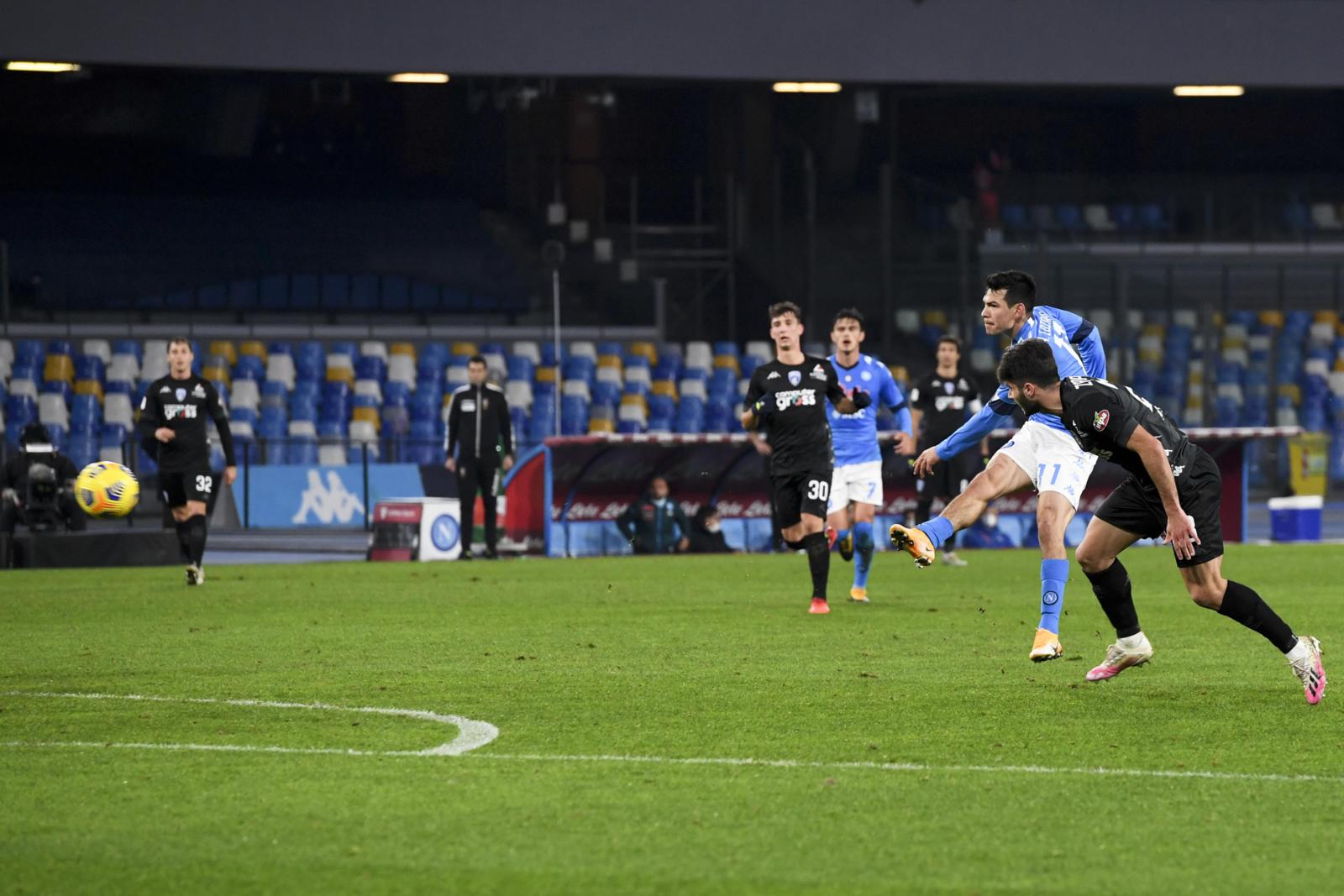 Il gol di Lozano